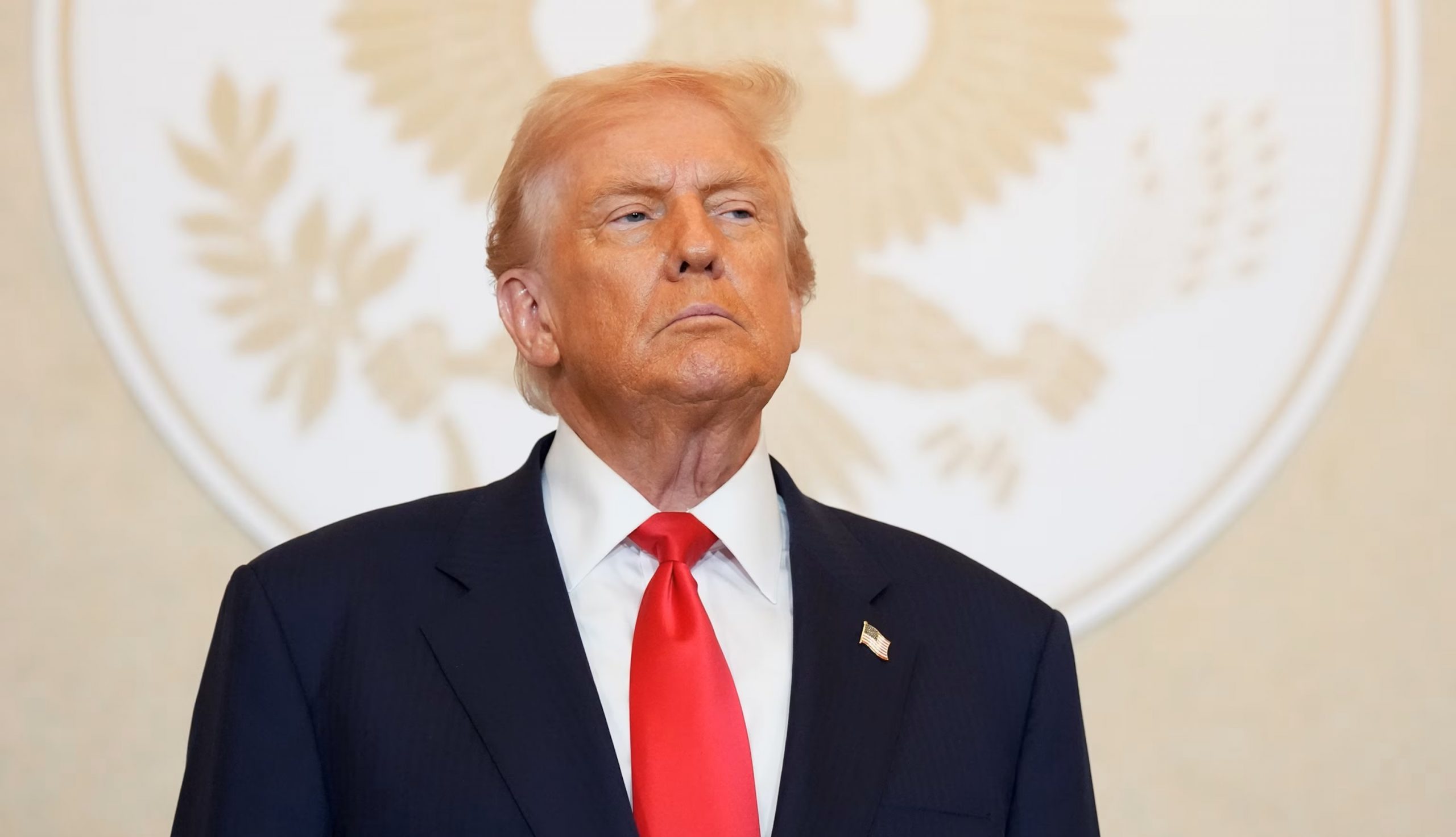 Trump anunță că în prezent nu mai există negocieri între SUA și Iran: „Blocada SUA din Strâmtoarea Ormuz rămâne în vigoare”