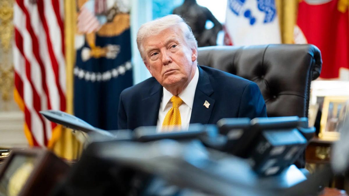 Trump sua