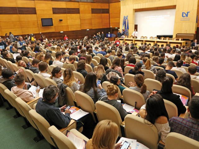 3 foto studenti