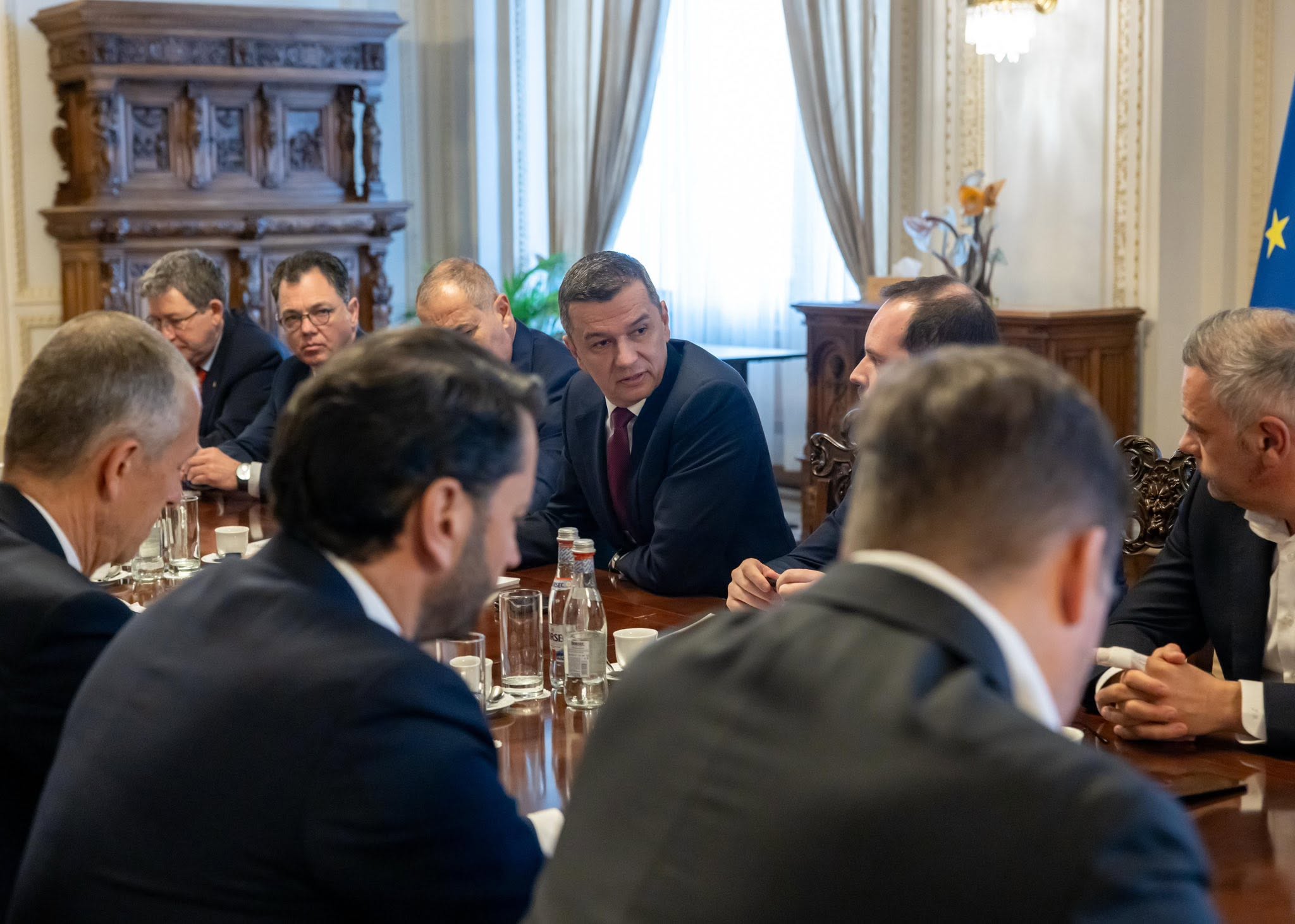 PSD decide astăzi dacă îl susține pe Siegfried Mureșan pentru funcția de Premier. Grindeanu: „N-au program, au o rotativă”