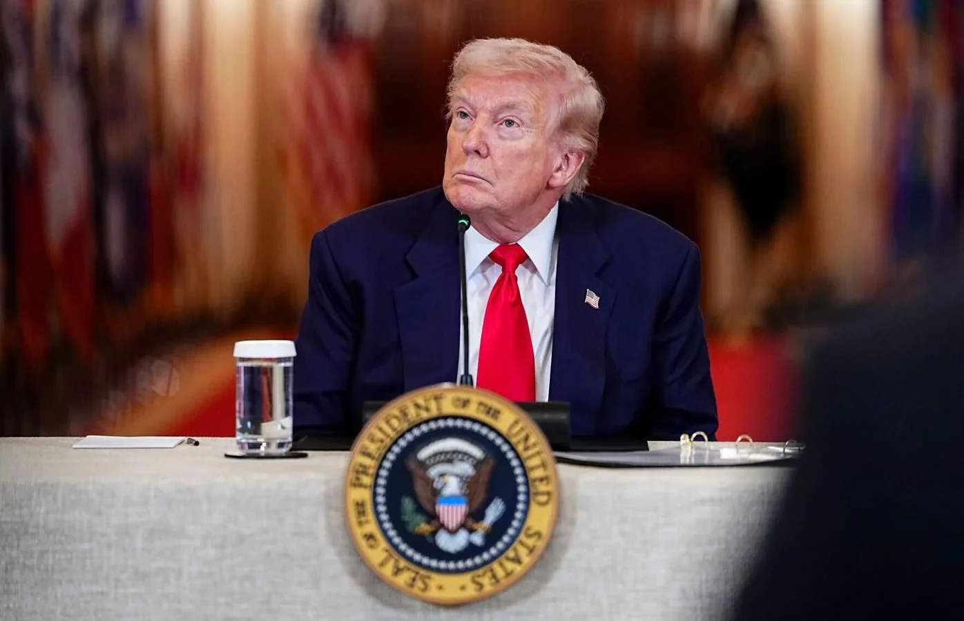 Administrația Trump invocă securitatea națională pentru a apăra în instanță interdicția impusă CNN, MS NOW și Politico: „Accesul la Casa Albă este un privilegiu, nu un drept”