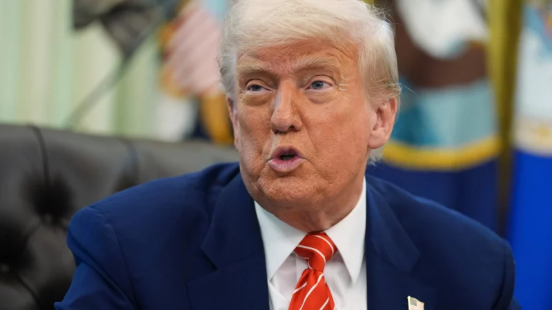 AP Trump in Oval Office photo compressed e1789762116396