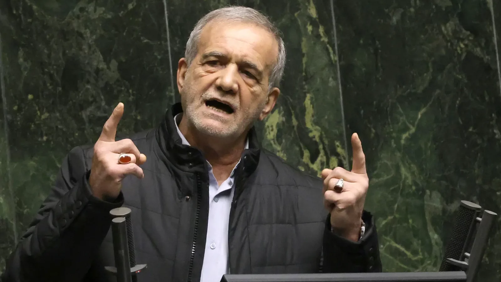 Președintele Iranului îi răspunde agresiv lui Trump, în primul său discurs la ONU de la începutul războiului: „Iranul a fost victima terorismului”