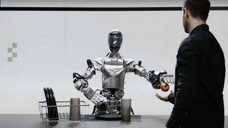 Sam Altman anunță că OpenAI intenționează să intre în domeniul roboticii iar compania urmează să dezvolte roboți umanoizi