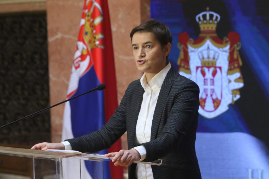 Premieră politică în Serbia: O femeie din comunitatea LGBTQ+ preia funcția de Președinte interimar după demisia lui Vučić Cine este Ana Brnabić