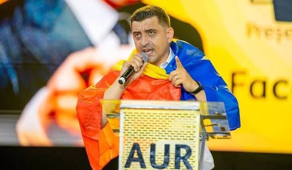 10.000 de lei amendă pentru oficialii care nu sărută steagul României de Ziua Drapelului. Ce prevederi noi aduce un proiect de lege AUR, susținut de PSD și PNL