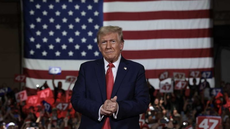 Trump promite 5.000 de dolari fiecărui adult american dacă Republicanii păstrează controlul asupra Congresului după alegerile din noiembrie