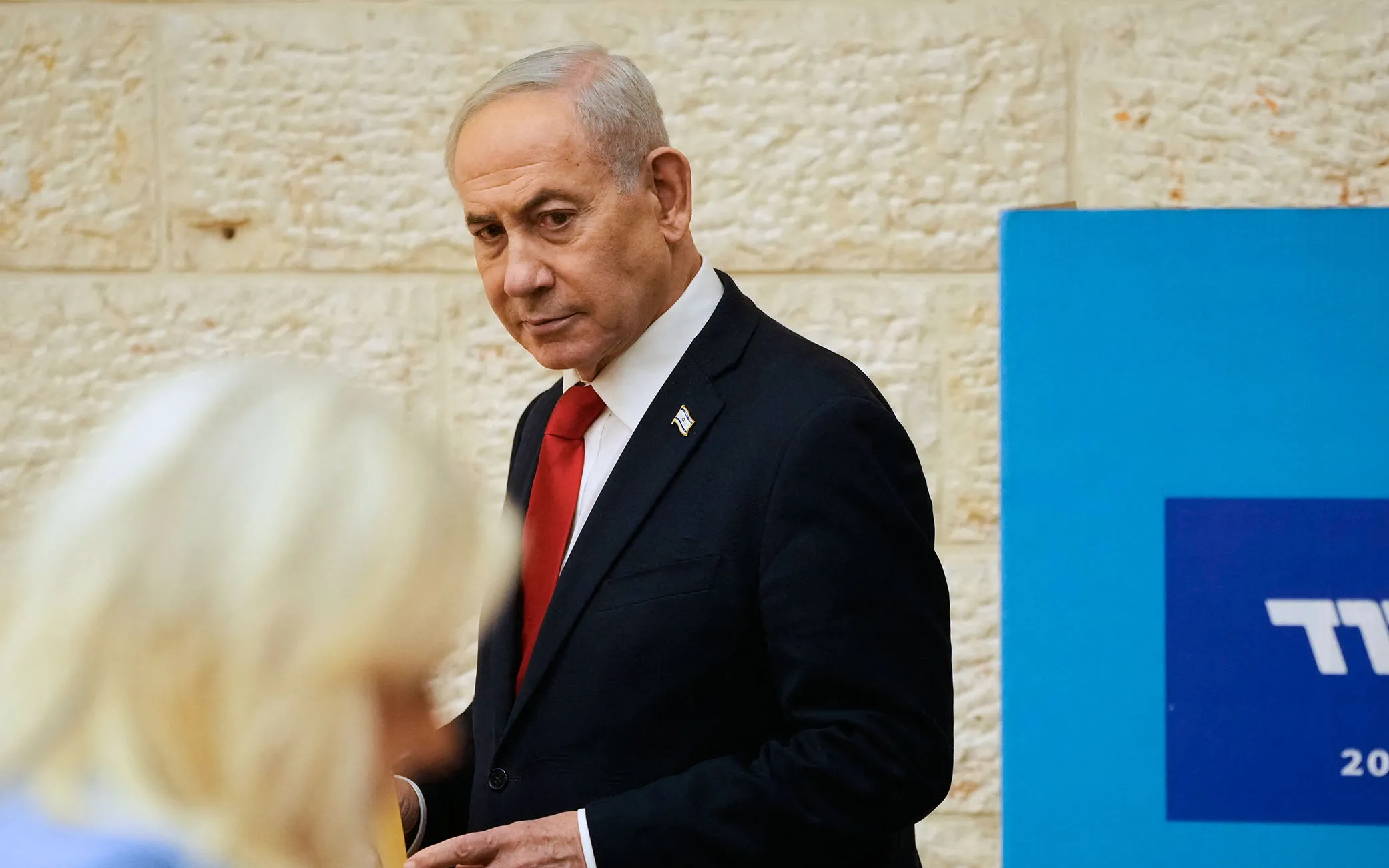 Netanyahu dă în judecată Haaretz. Publicația îl acuză pe Premierul israelian că a ignorat avertismentele EAU privind atacul Hamas asupra Israelului din 7 octombrie