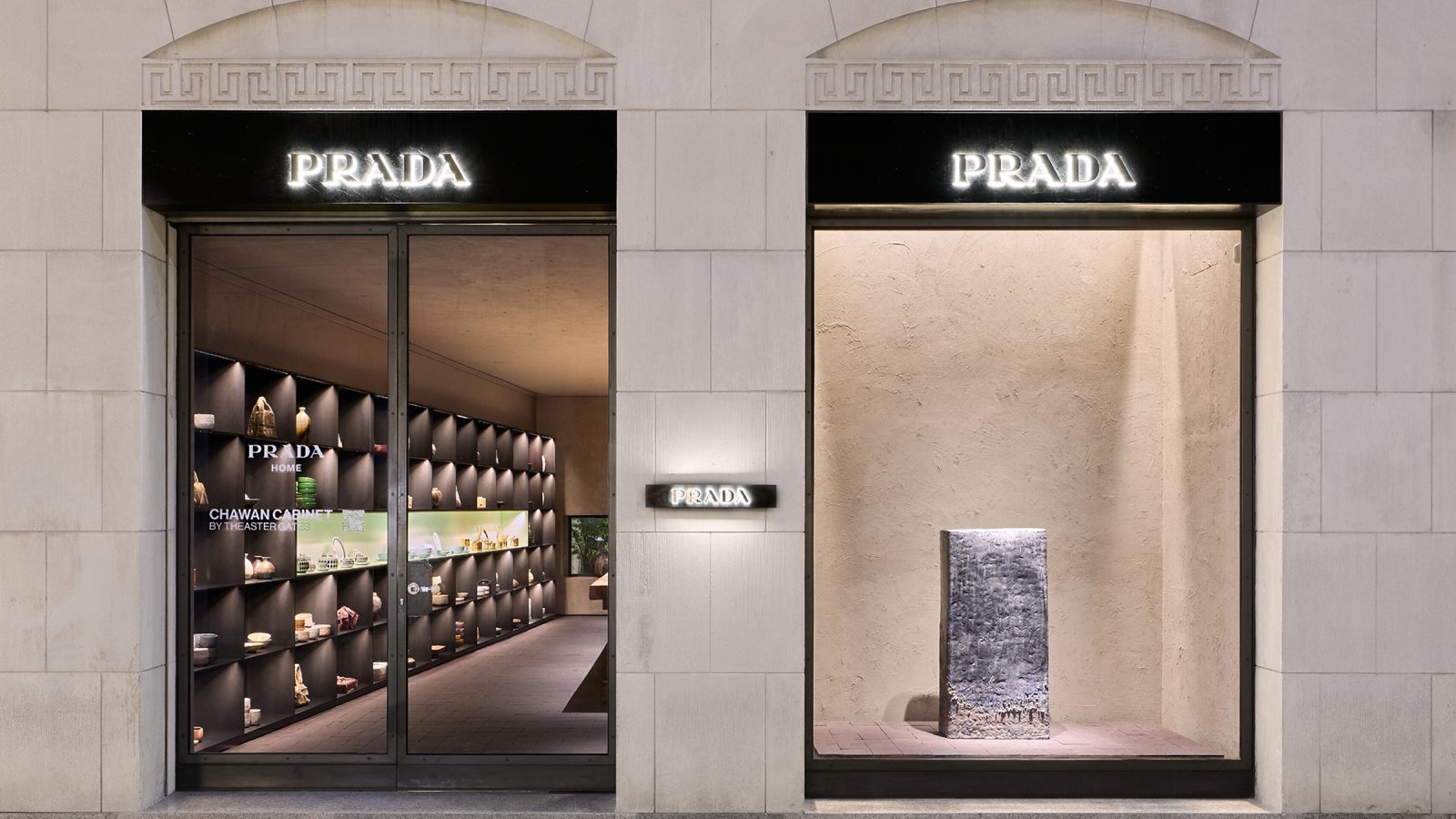De ce marile branduri de lux te invită și la masă? Prada și Dior transformă magazinele în experiențe pentru clienți