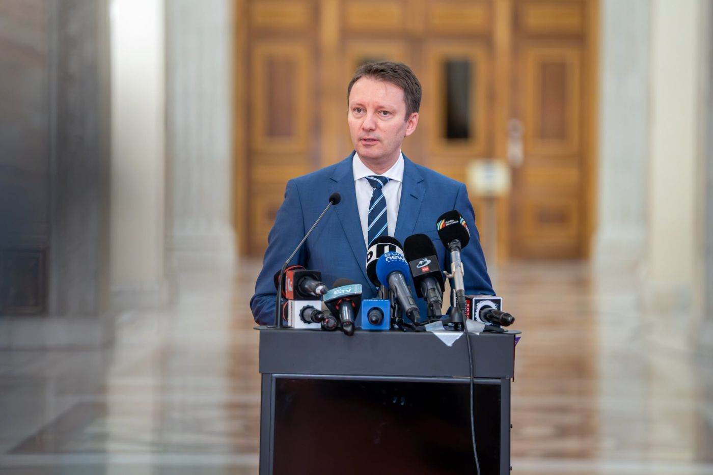 Siegfried Mureșan, mesaj pentru Parlament în ajunul votului de învestitură a Guvernului: „Fiecare parlamentar va decide dacă România va intra într-o perioadă de stabilitate sau dacă va continua criza politică”