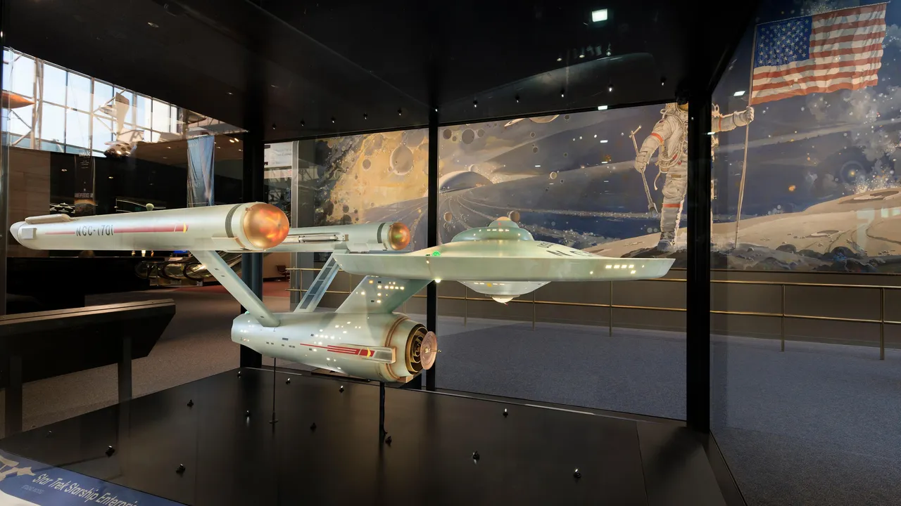 Star Trek împlinește 60 de ani. Enterprise revine pentru o zi la Smithsonian