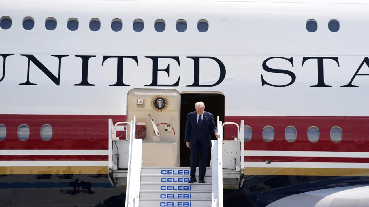 Donald Trump blochează accesul CNN la bordul Air Force One în deplasarea din Tennessee