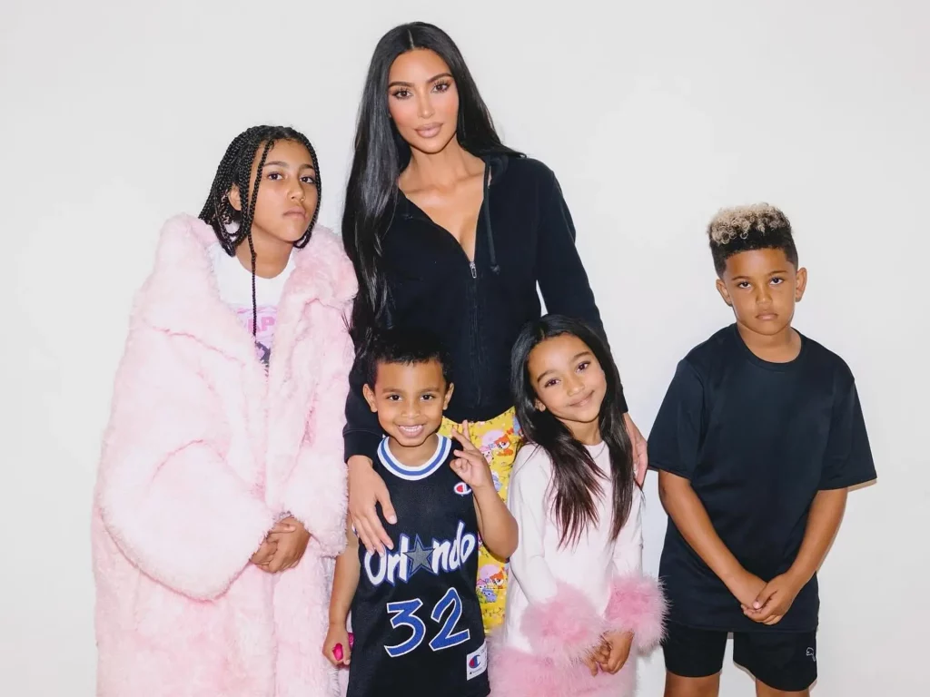 5ea0863b5474 kim kardashian kids