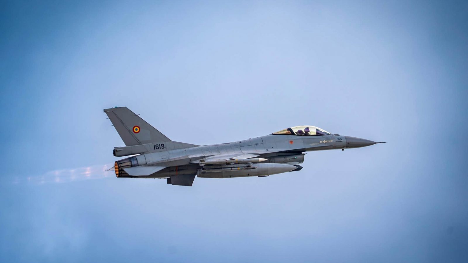 Patru avioane F-16 au decolat de la Câmpia Turzii și Fetești, alături de un elicopter IAR-330 SOCAT. MApN a detectat două drone. RO-ALERT a fost emis în cinci județe
