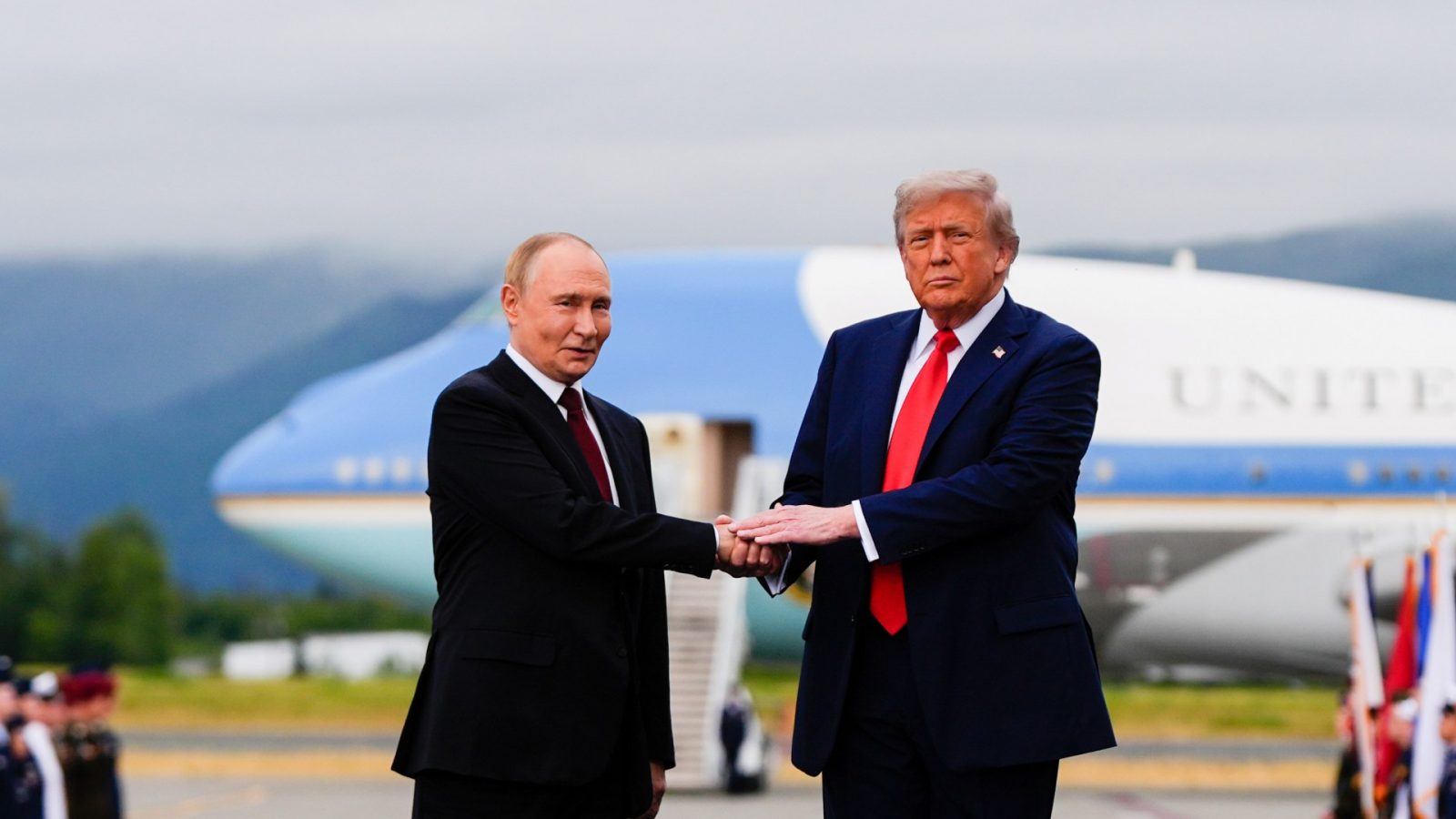 Rusia anunță că e pregătită să reia negocierile trilaterale cu Ucraina și SUA după 4 noiembrie. Alegerile midterms din SUA au loc pe 3 noiembrie