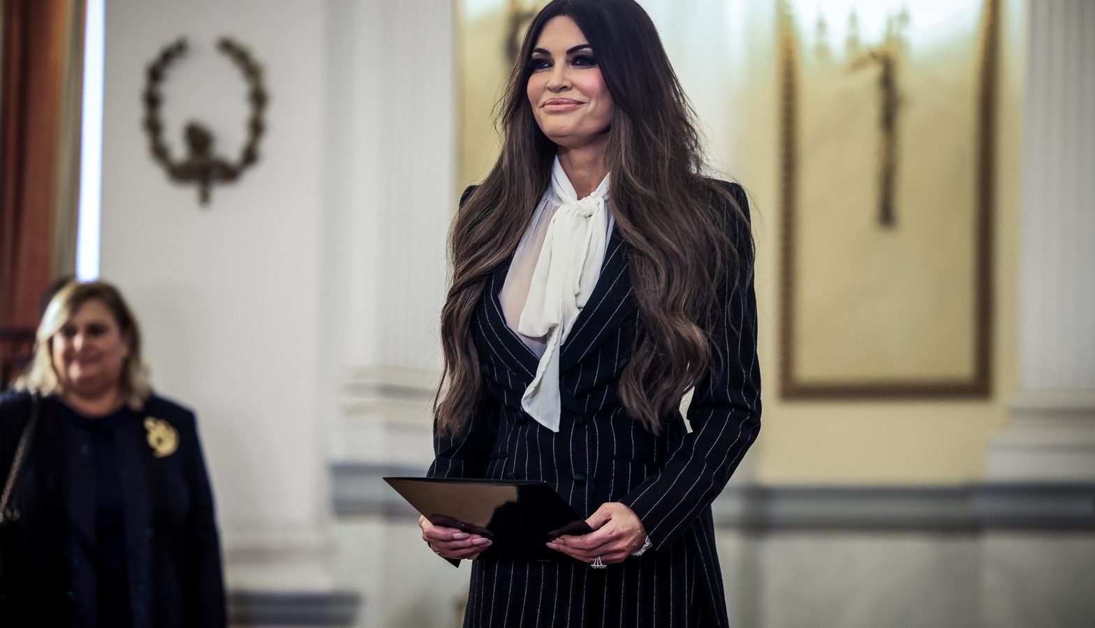 Trump ia în calcul demiterea ambasadoarei SUA în Grecia. Kimberly Guilfoyle ar fi spus că SUA au contribuit la căderea Guvernului Bolojan