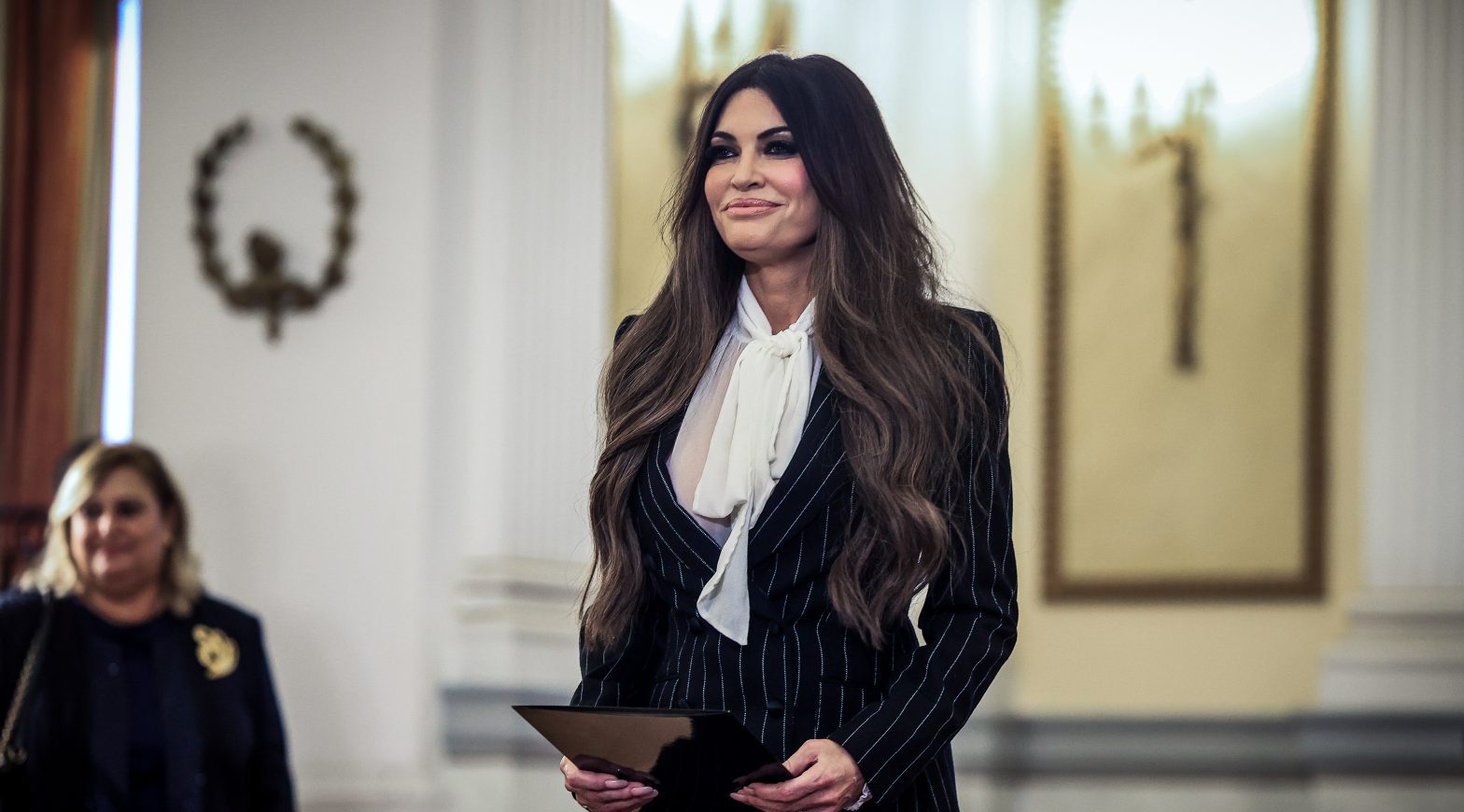 Trump ia în calcul demiterea ambasadoarei SUA în Grecia. Kimberly Guilfoyle ar fi spus că SUA au contribuit la căderea Guvernului Bolojan
