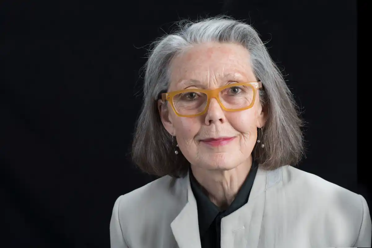 Poeta canadiană Anne Carson câștigă Premiul Nobel pentru Literatură 2026
