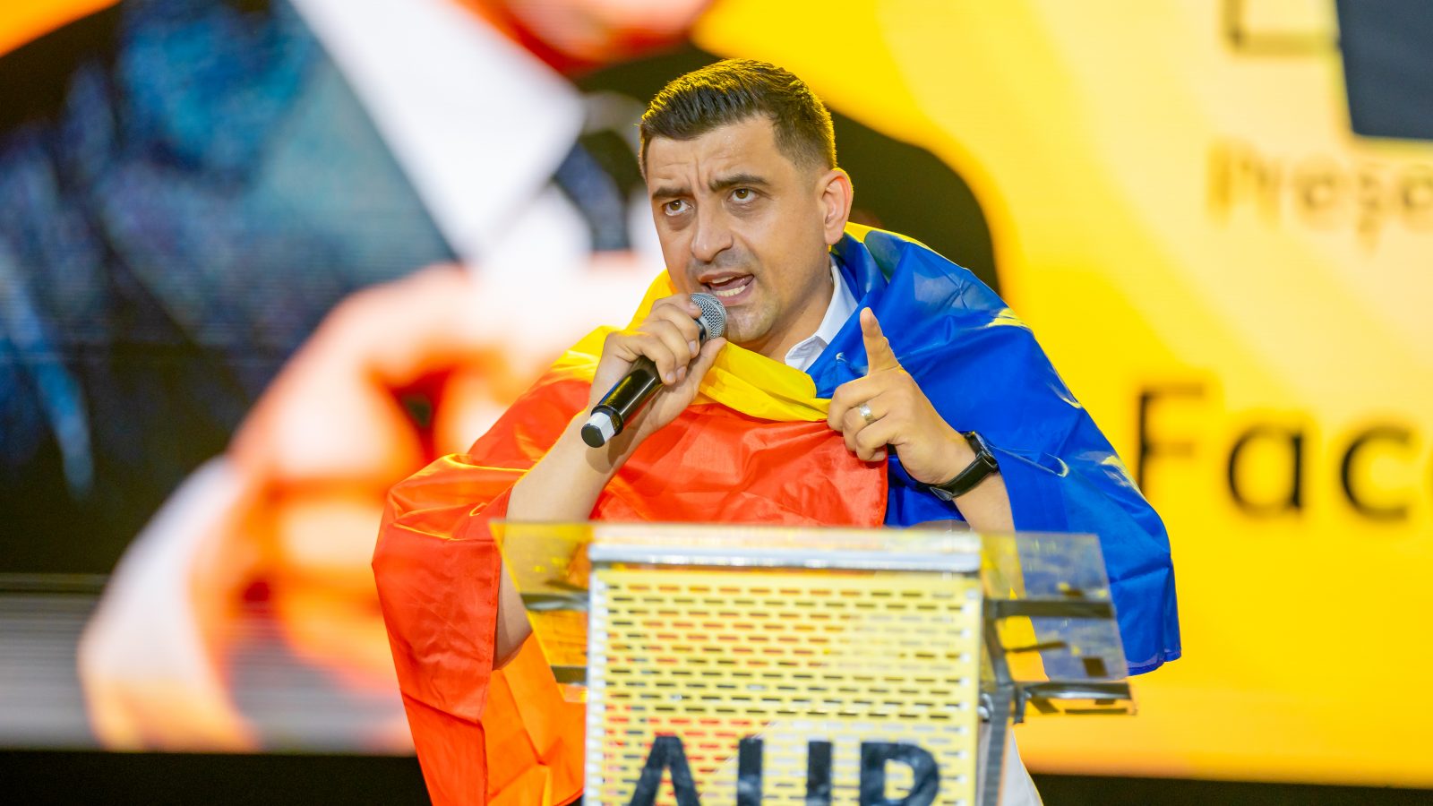 Sondaj CURS: 8 din 10 români cred că România se îndreaptă în direcția greșită. AUR rămâne pe primul loc în intențiile de vot