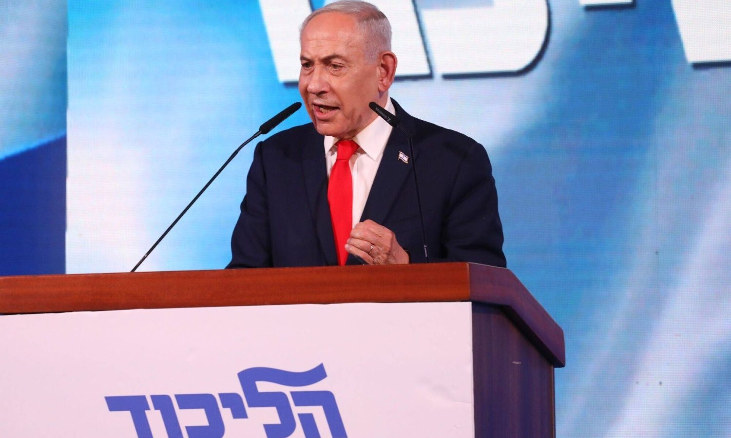 Blocaj politic în Israel după alegeri. Rezultate parțiale: Netanyahu obține 53 de mandate, Eisenkot 48; niciunul nu poate forma o majoritate. Netanyahu acuză fraudă electorală, Comitetul Electoral respinge acuzațiile