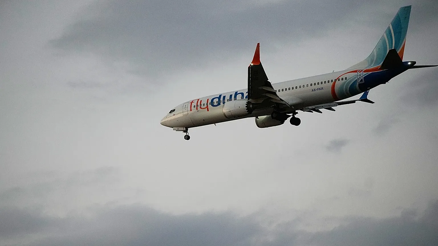 Noi informații despre atacul de la bordul FlyDubai: Teroristul plănuia să prăbușească avionul în aeroportul Ben Gurion din Tel Aviv și să ucidă cât mai mulți oameni, arată ancheta EAU
