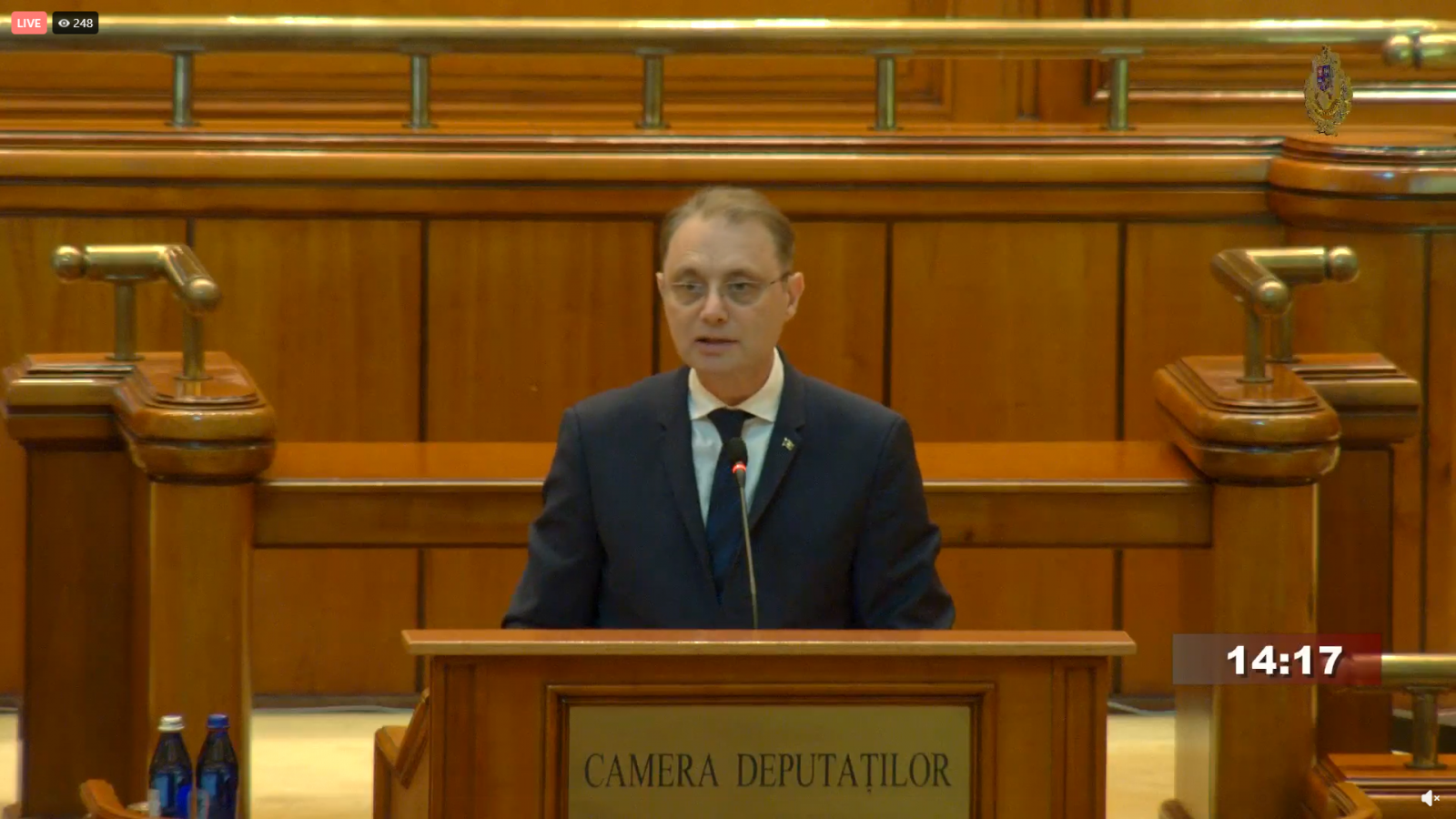 LIVE UPDATE. Votul de învestire pentru Guvernul Niculescu a început. Luca Niculescu: „Vin cu un Guvern care va aduce bani și investiții în țară. România traversează o criză a modelului său de dezvoltare”. Grindeanu, atac la USR și PNL. Bolojan: „Aveți bunul-simț să nu stricați ce a fost corectat”