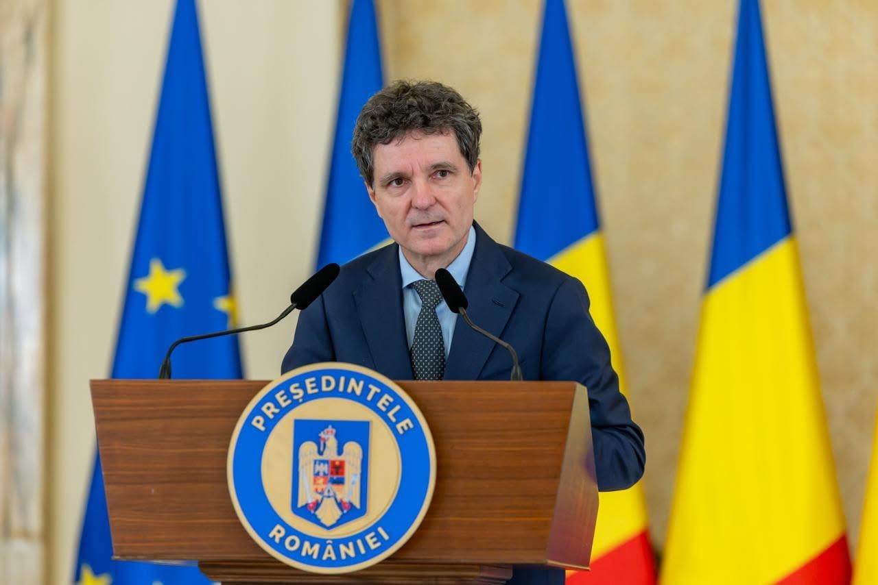Nicușor Dan convoacă luni partidele la consultări pentru a patra desemnare de Premier, la exact 5 luni de la căderea Guvernului Bolojan