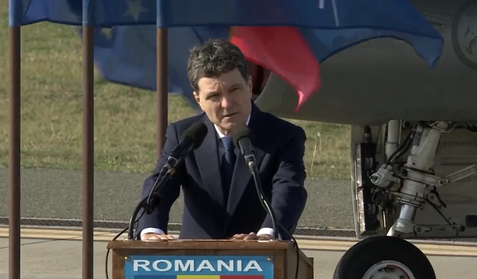 Nicușor, du-te la mănăstire!