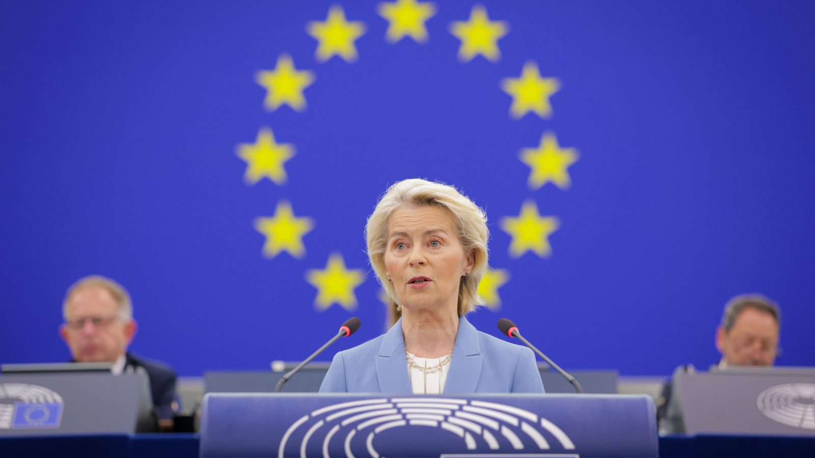 Uniunea Europeană pregătește răspunsul la un posibil atac hibrid soldat cu morți și victime. Oficialii europeni discută fără telefoane pentru a nu fi interceptați de Rusia
