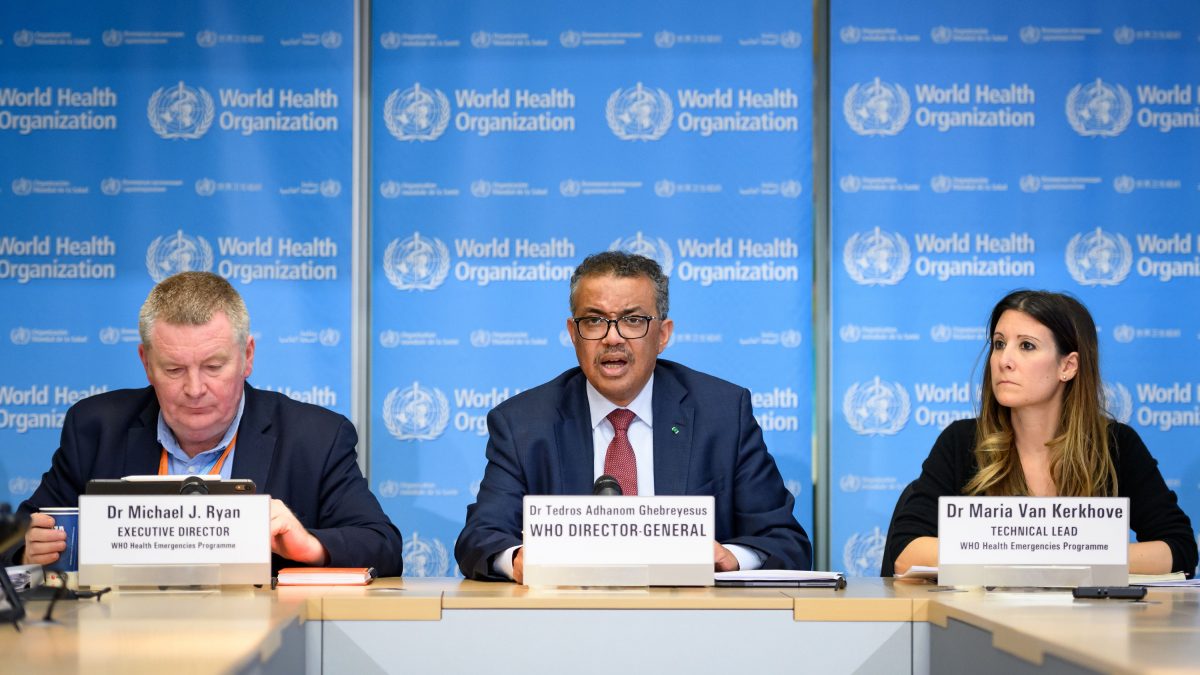 OMS: Speranța de viață la nivel mondial a revenit la nivelul de dinaintea pandemiei de COVID-19, dar oamenii sunt mai bolnavi ca înainte